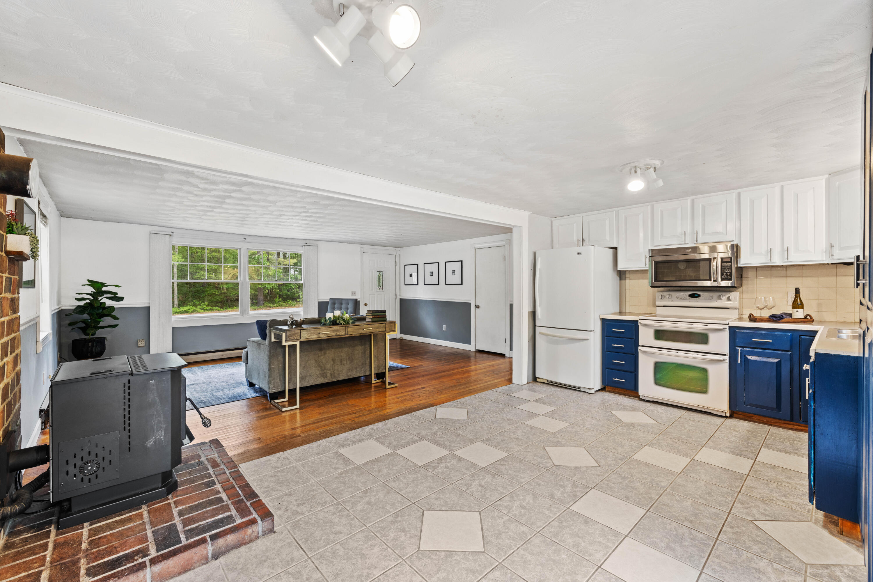 267 Manchester Road Steep Falls, ME 04085 - Photo 14 of 30 3G0A9324