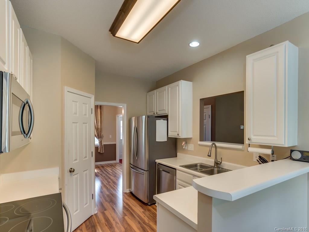 62 Woodfern Road Fletcher, NC 28732 - Photo 5 of 24
