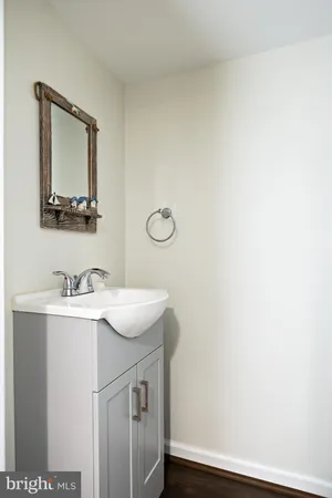 $3,850 | 1636 West High Street, Haddon Heights, NJ 08035