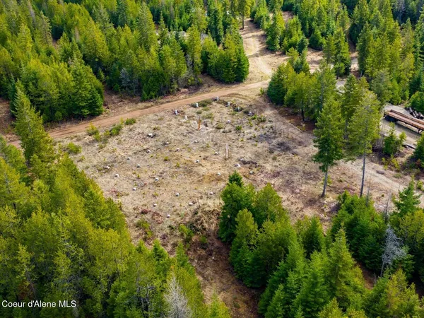 $499,900 | 49 Zig Zag Way, Athol, ID 83801