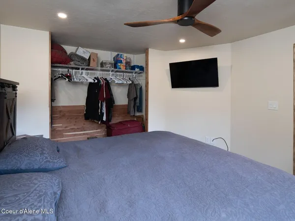 $499,900 | 49 Zig Zag Way, Athol, ID 83801