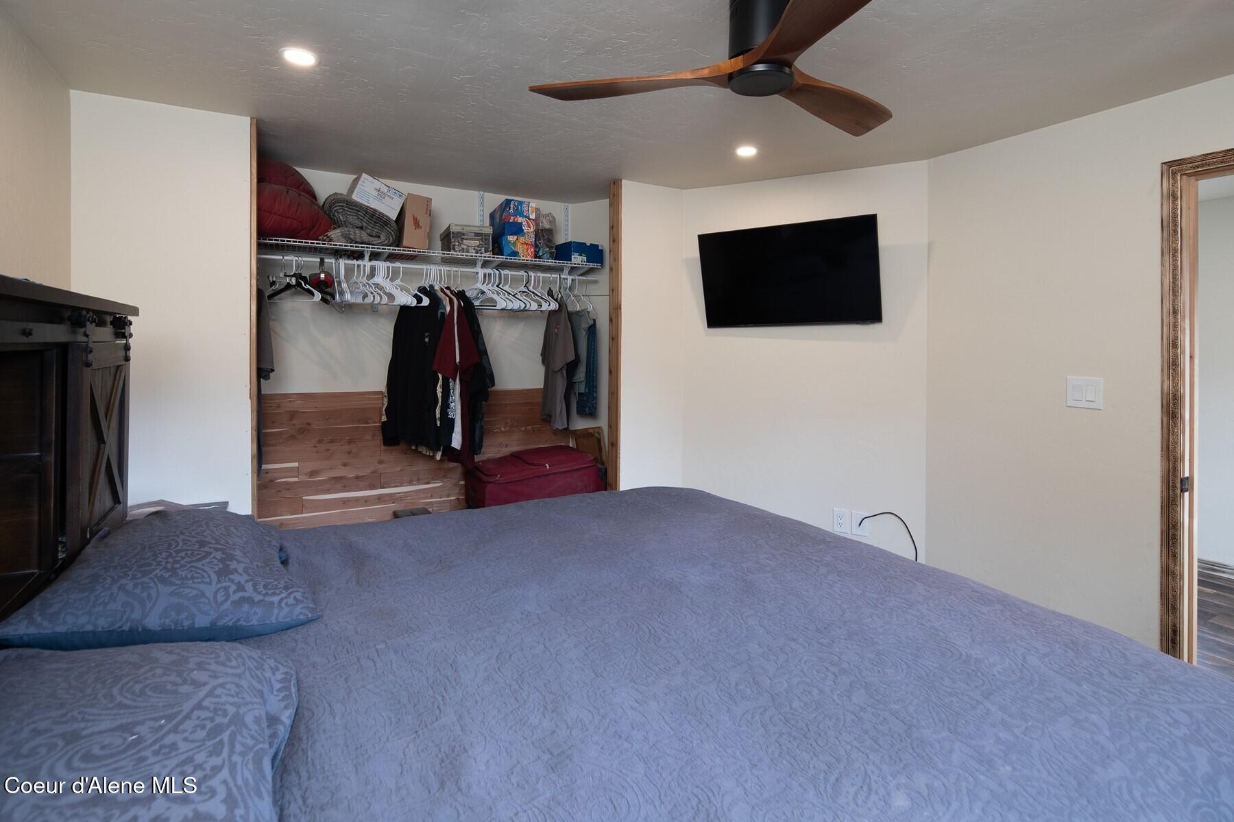 49 Zig Zag Way Athol, ID 83801 - Photo 8 of 73 86198516