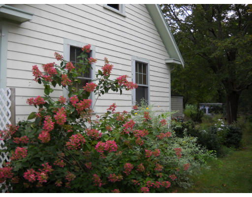 177 Marion Road Wareham, MA 02571 - Photo 8 of 8 Gallery Image 8