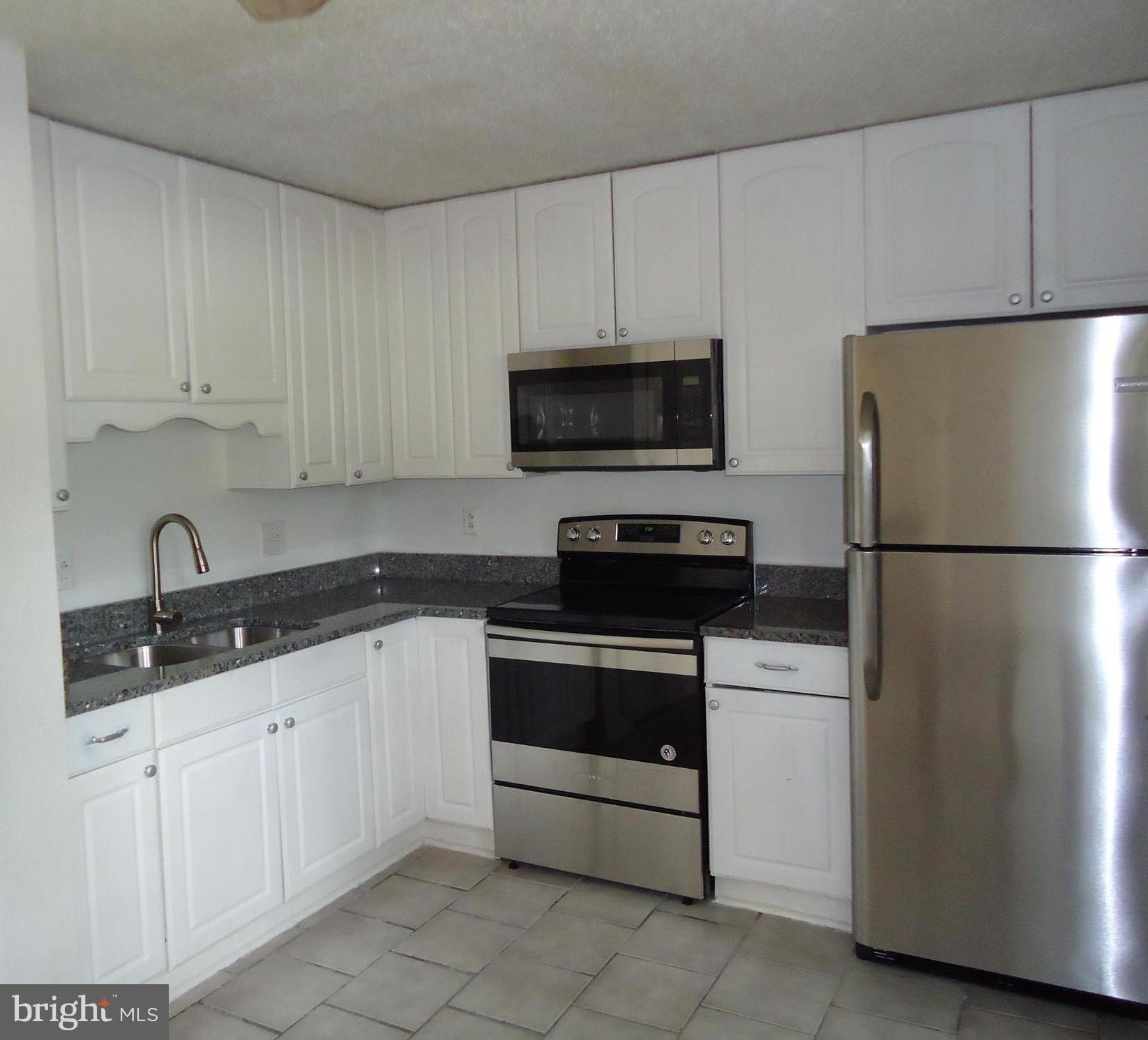 920 Anvil Road Fredericksburg, VA 22405 - Photo 1 of 15 Kitchen
