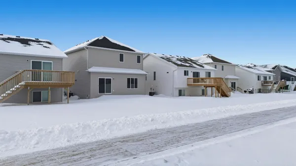 $385,998 | 6874 Joseph Street, Horace, ND 58047