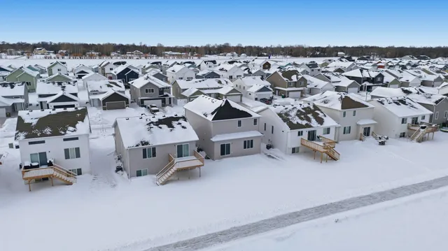 $385,998 | 6874 Joseph Street, Horace, ND 58047