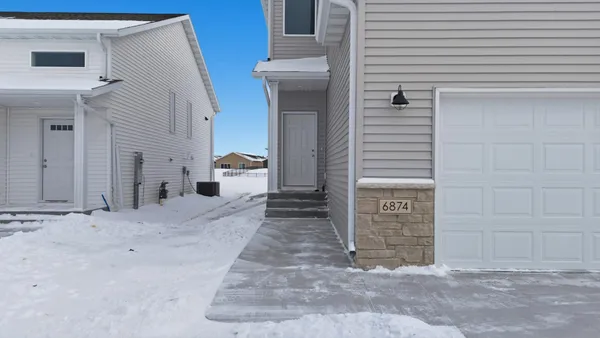 $385,998 | 6874 Joseph Street, Horace, ND 58047