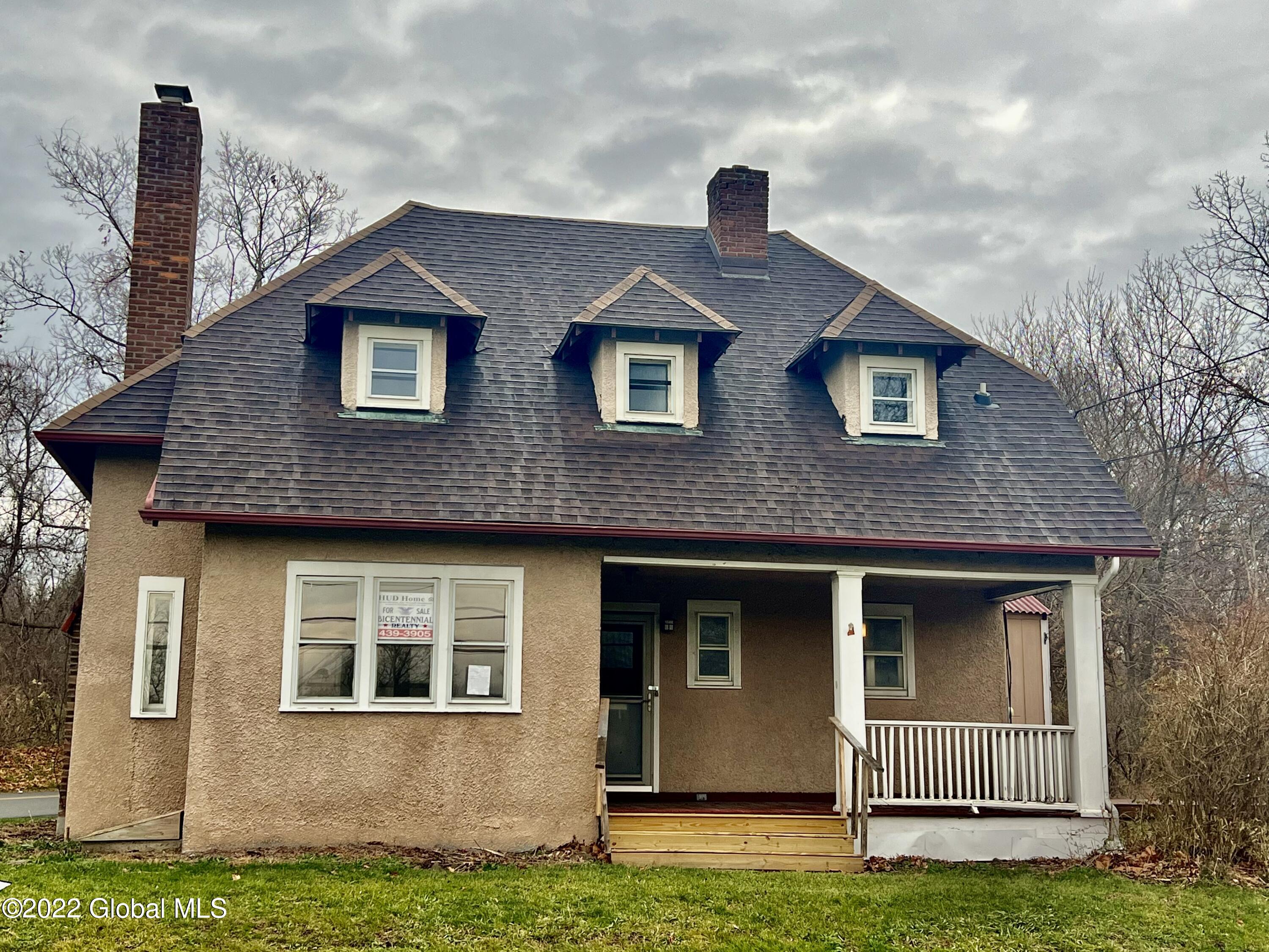 5 Barent Winne Road Bethlehem, NY 12158 - Photo 1 of 17 2A321E9C-5620-452D-B239-287696A9E2B3