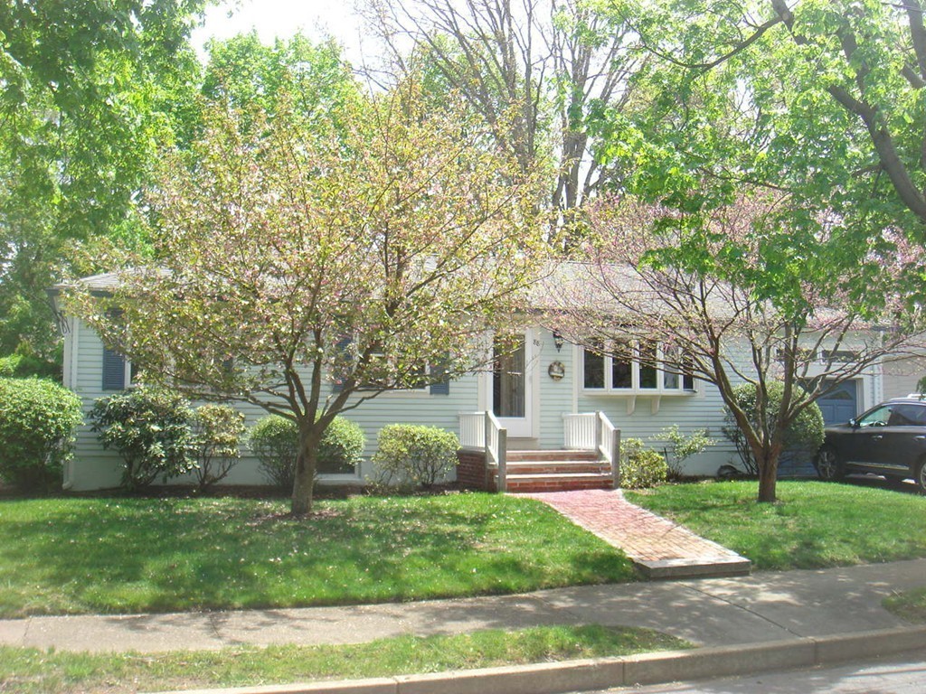 88 Selwyn Road Newton, MA 02461 - Photo 26 of 26 front view of a house with a yard
