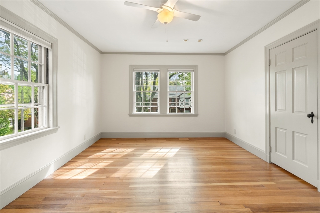 316 Russett Road Chestnut Hill, MA 02467 - Photo 19 of 38