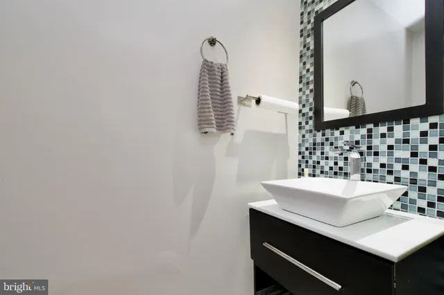 $485,000 | 4014 Sparrow House Lane, Burtonsville, MD 20866