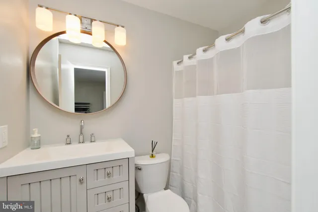 $485,000 | 4014 Sparrow House Lane, Burtonsville, MD 20866