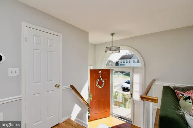 $485,000 | 4014 Sparrow House Lane, Burtonsville, MD 20866