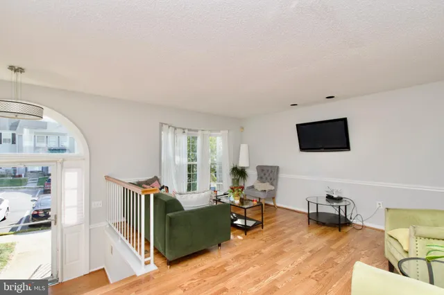 $485,000 | 4014 Sparrow House Lane, Burtonsville, MD 20866