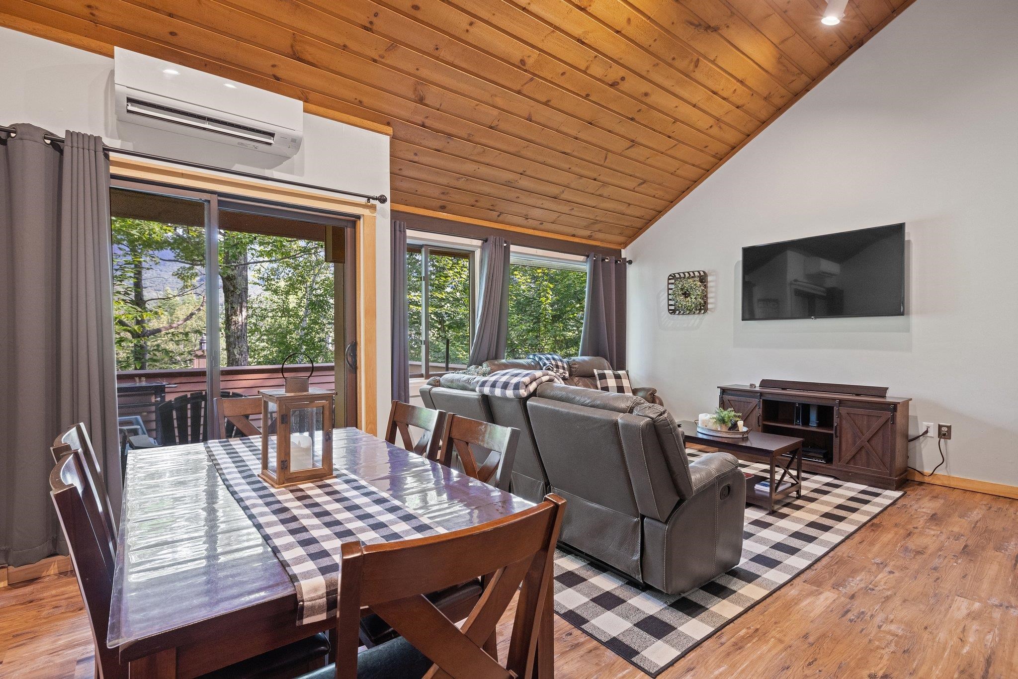 37 Whaleback Road, Unit 3 Lincoln, NH 03251 - Photo 17 of 39