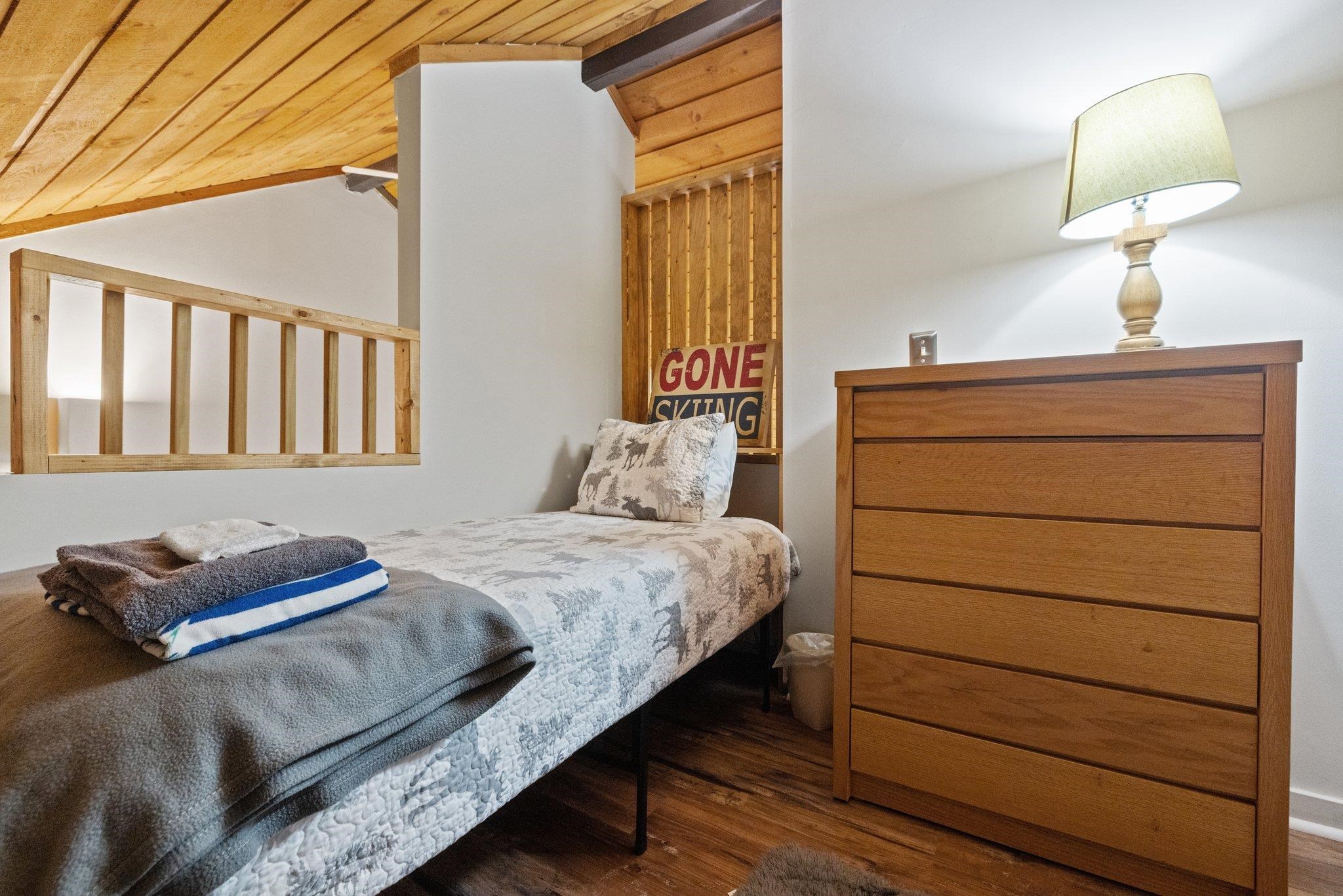 37 Whaleback Road, Unit 3 Lincoln, NH 03251 - Photo 30 of 39