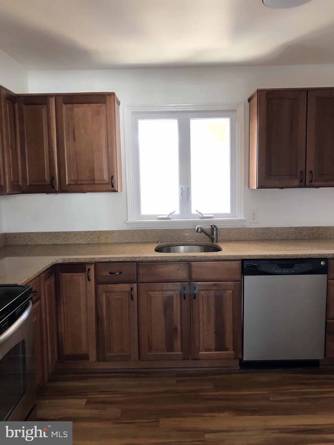 242 Potomac Road Wilmington, DE 19803 - Photo 8 of 24