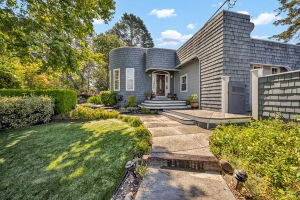 $980,000 | 750 West School Street, Cotati, CA 94931