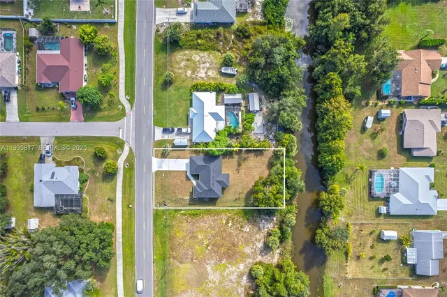 $365,000 | 407 Harbor Boulevard, Port Charlotte, FL 33954