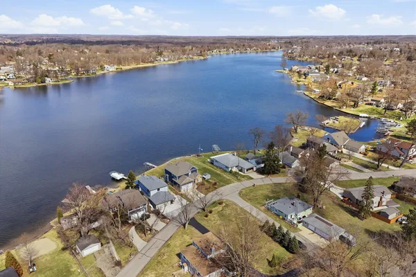 $429,000 | 1148 Lakeview Drive, Wolverine Lake, MI 48390
