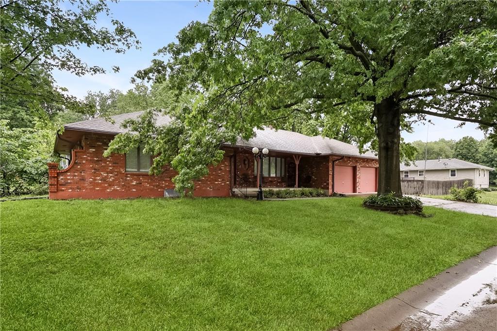 304 South Delaware Street Archie, MO 64725 - Photo 7 of 44
