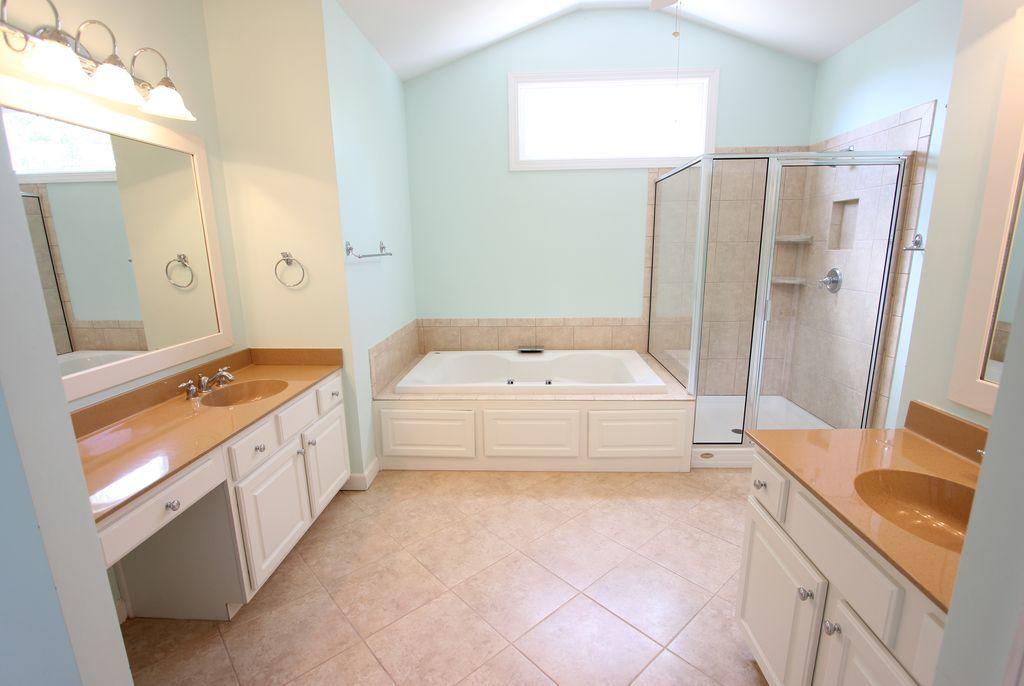 1336 Osmond Road Mount Pleasant, SC 29466 - Photo 8 of 18 1336 Osmond Master bath