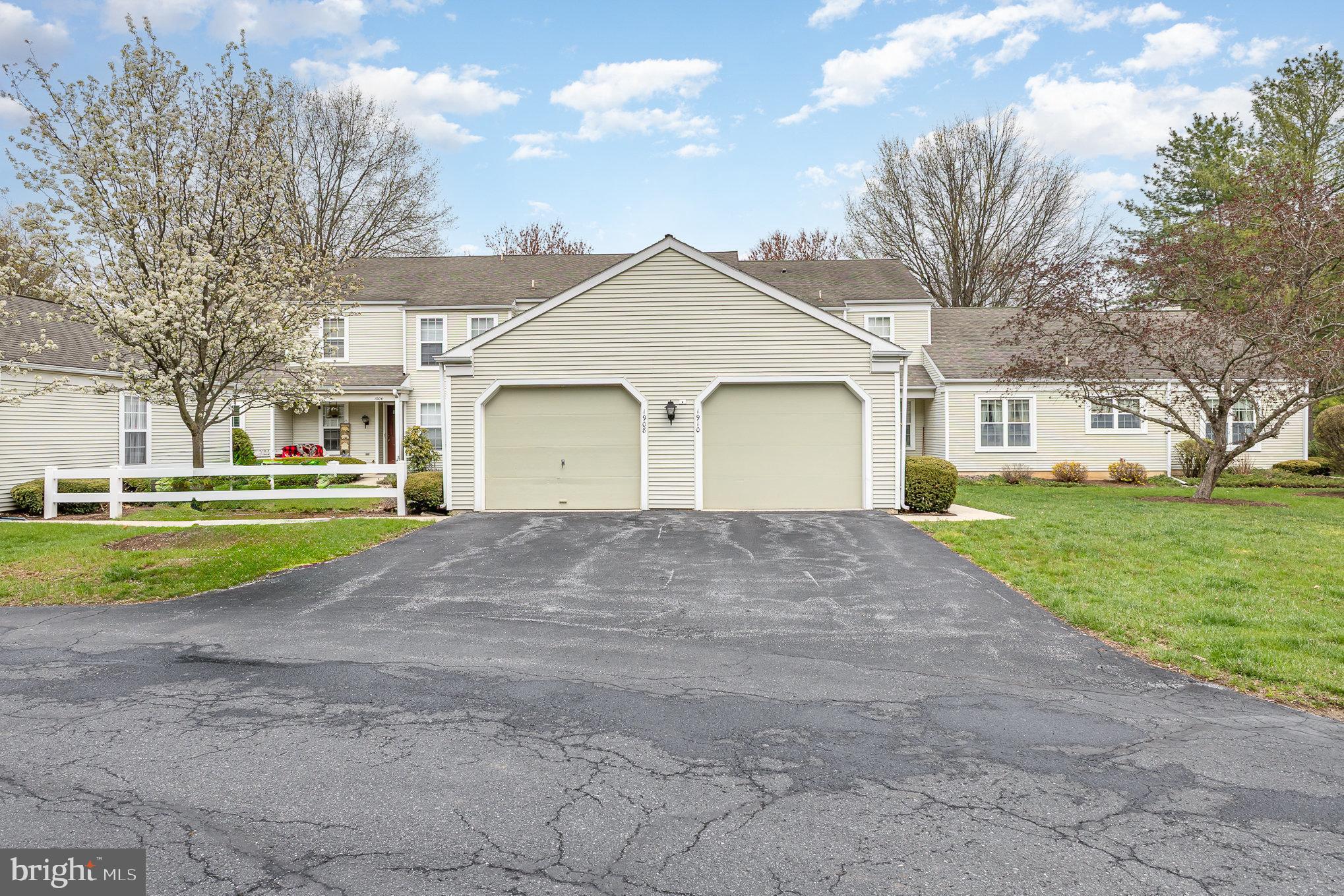 1910 Wexford Road Palmyra, PA 17078 - Photo 4 of 15 Gallery Image 4