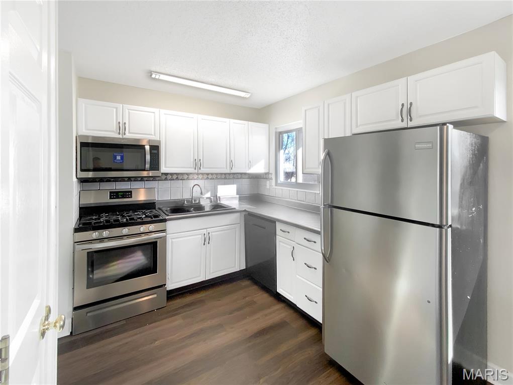 2528 Medford Drive High Ridge, MO 63049 - Photo 2 of 18