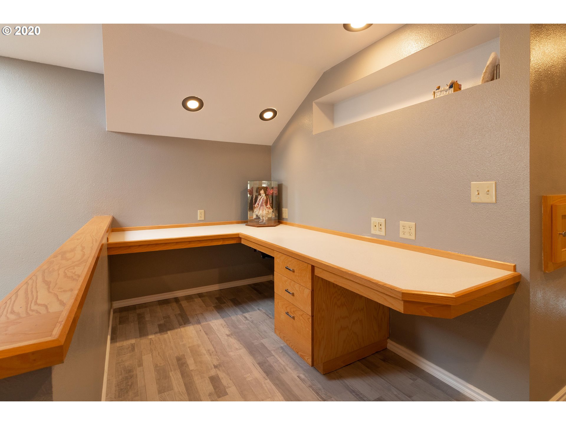 414 Hatfield Road Riddle, OR 97469 - Photo 15 of 32