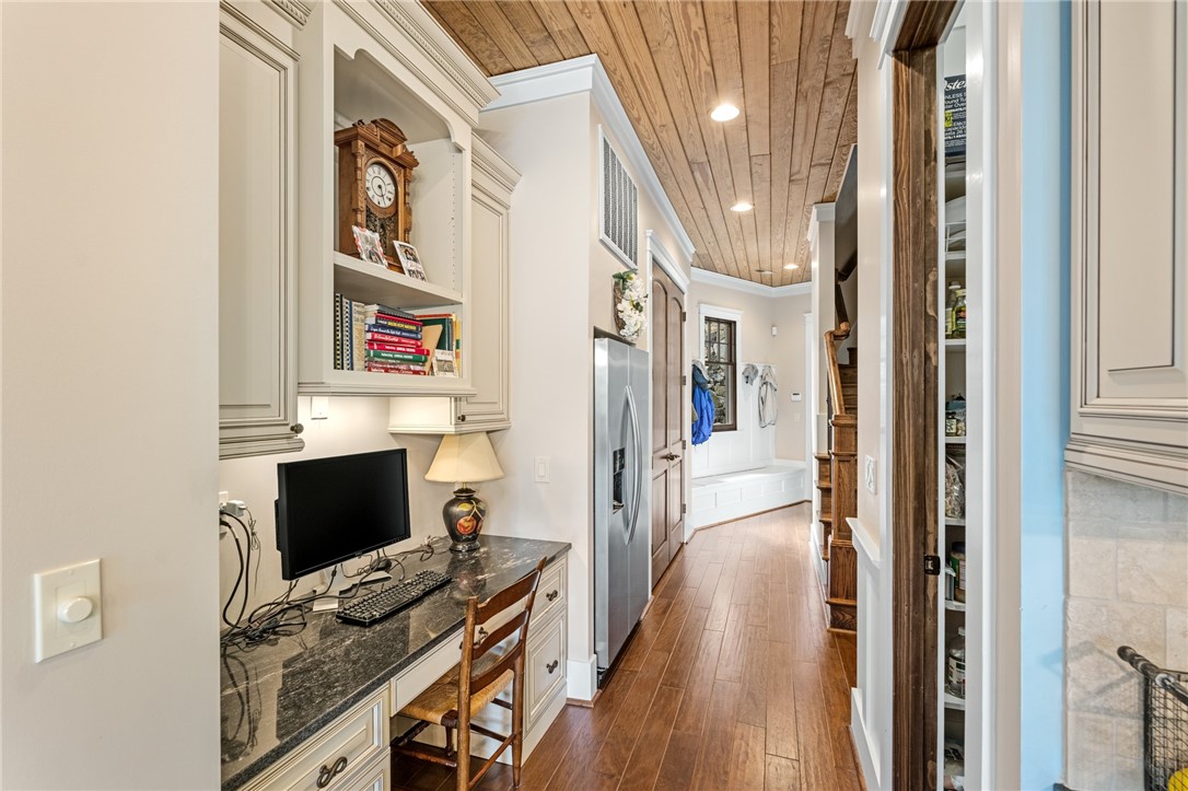 194 Cool Water Way Sunset, SC 29685 - Photo 21 of 46