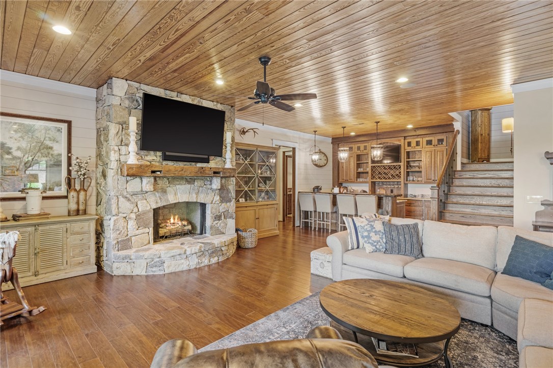 194 Cool Water Way Sunset, SC 29685 - Photo 31 of 46