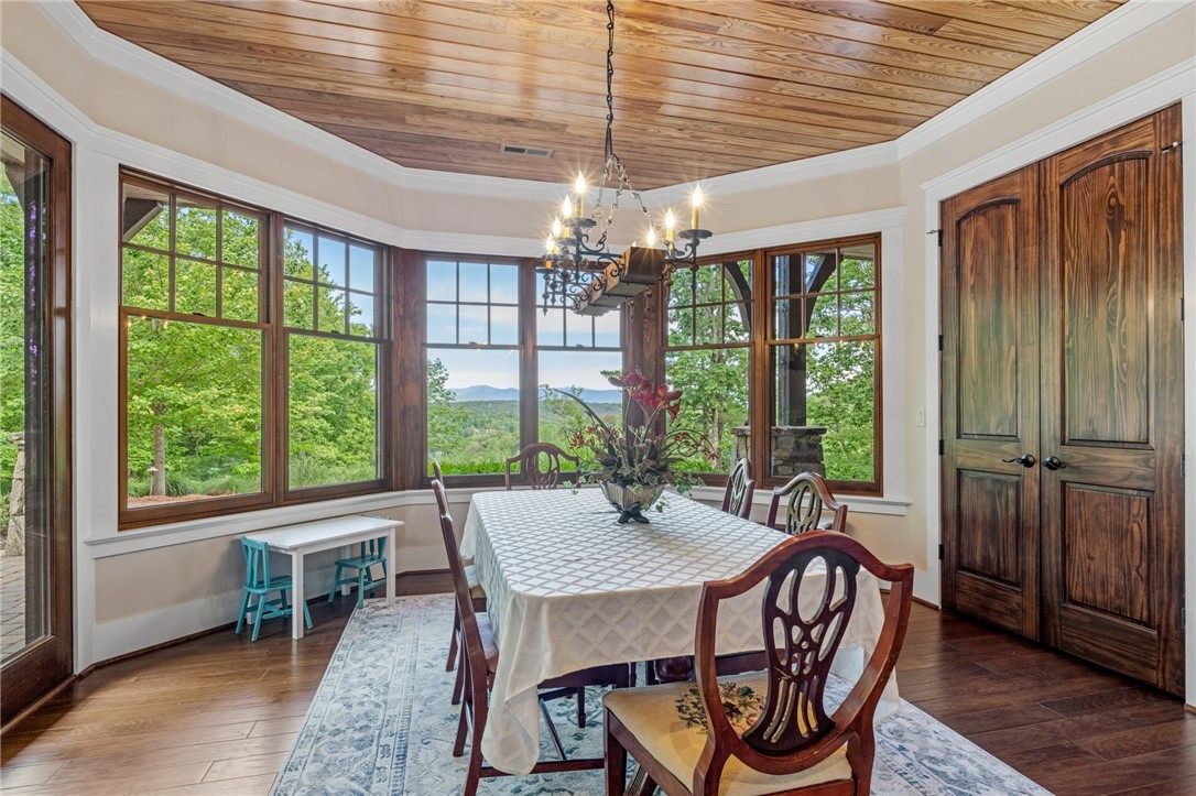 194 Cool Water Way Sunset, SC 29685 - Photo 32 of 46 Lower level space for dining