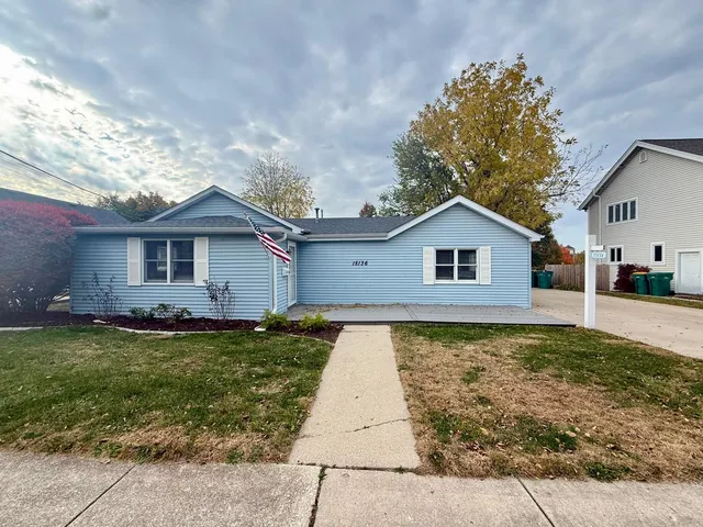 $2,400 | 15136 South James Street, Plainfield, IL 60544