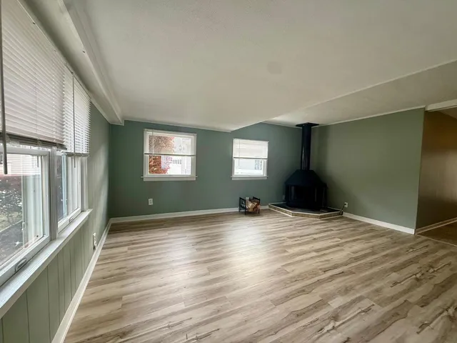 $2,400 | 15136 South James Street, Plainfield, IL 60544