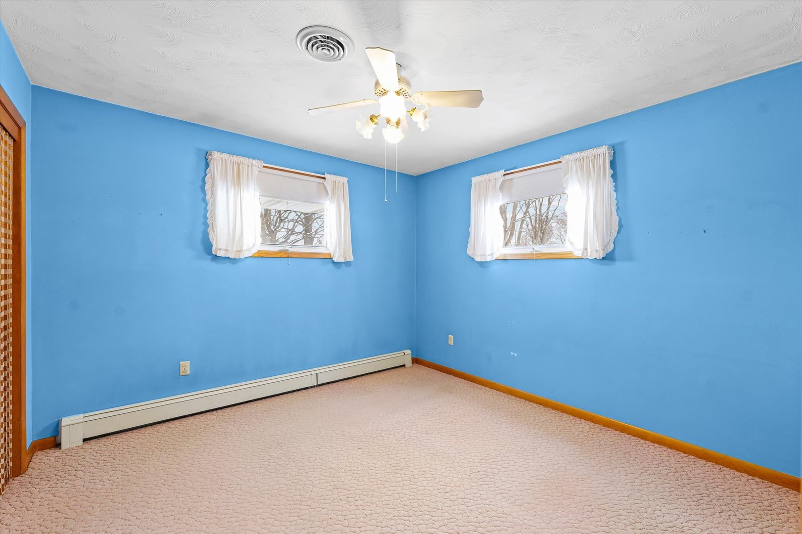107 North Ellen Street Homer, IL 61849 - Photo 17 of 27 an empty room with a window