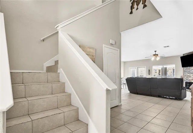 a view of entryway and hall