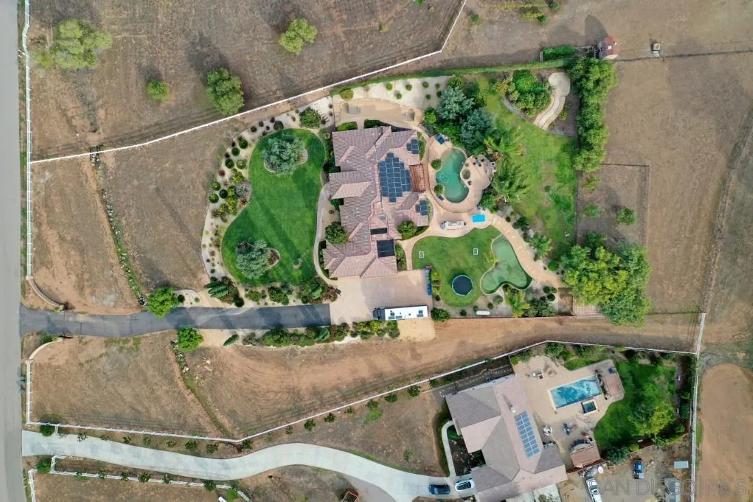 1070 Heritage Ranch Road Ramona, CA 92065 - Photo 6 of 73