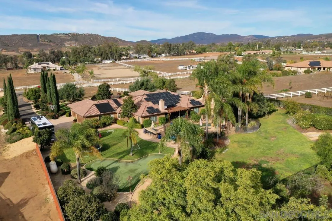 1070 Heritage Ranch Road Ramona, CA 92065 - Photo 9 of 73
