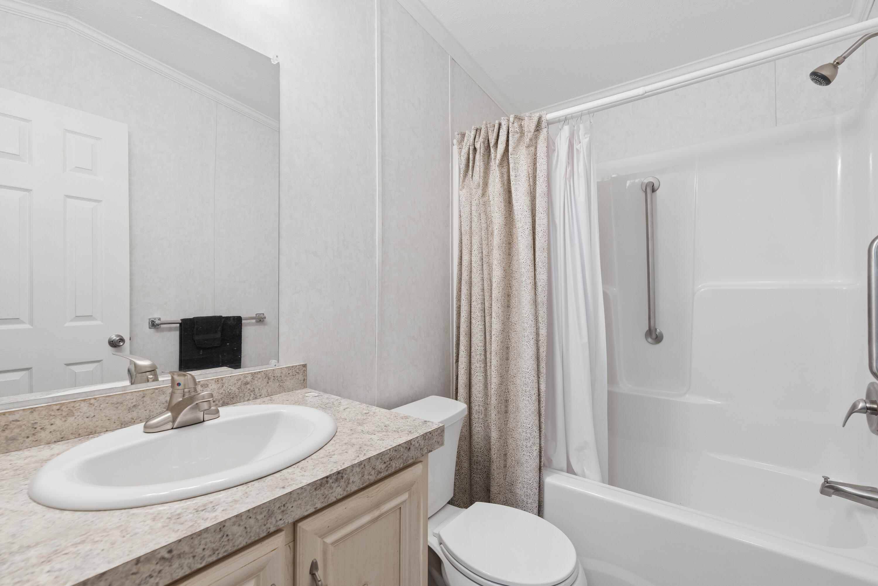 11 Ofarrell Street Topsham, ME 04086 - Photo 17 of 28 DSC05059