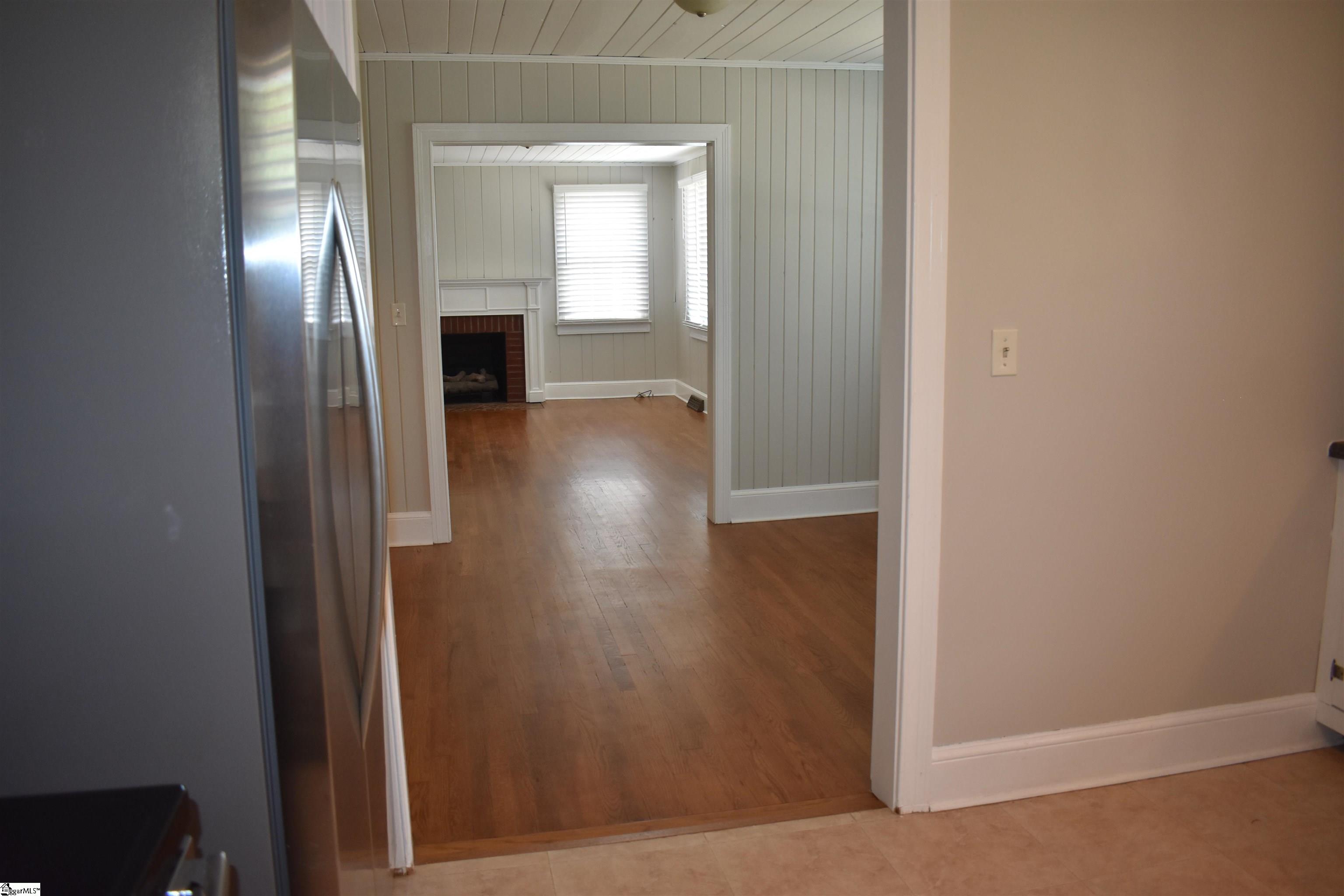 306 Ridgecrest Drive, Unit 306 Greenville, SC 29609 - Photo 8 of 27
