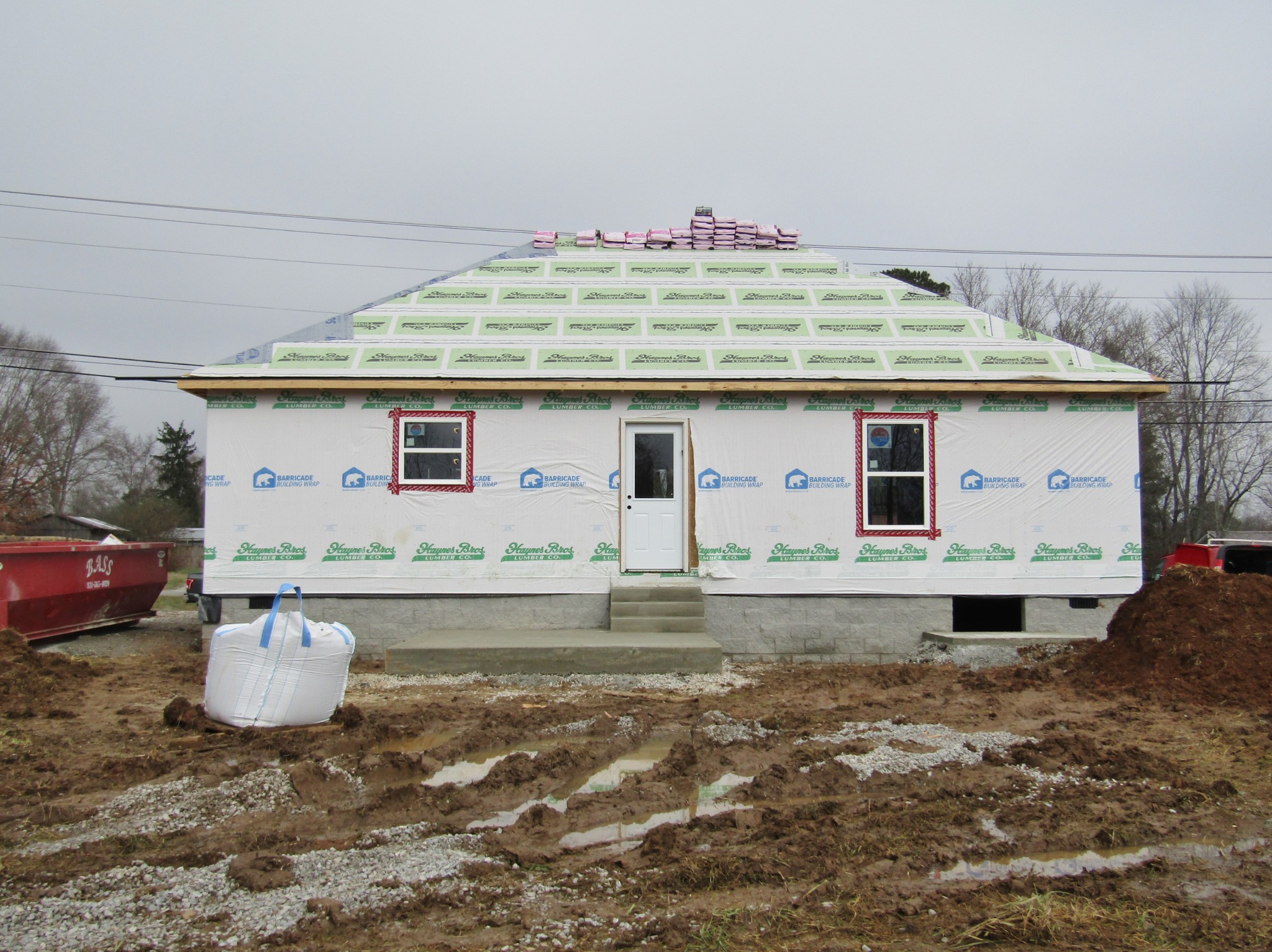 490 Crescent Factory Road Lawrenceburg, TN 38464 - Photo 2 of 2 a front view of house with yard