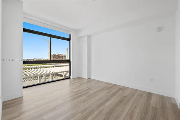 $4,350 | 101 Diplomat Parkway, Unit 1409, Hallandale Beach, FL 33009