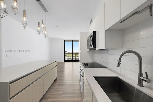 $4,350 | 101 Diplomat Parkway, Unit 1409, Hallandale Beach, FL 33009