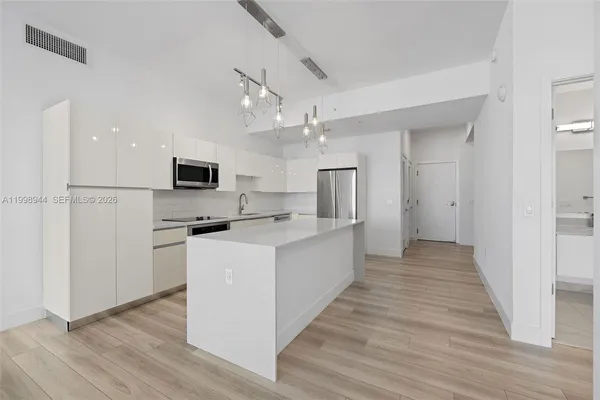 $4,350 | 101 Diplomat Parkway, Unit 1409, Hallandale Beach, FL 33009