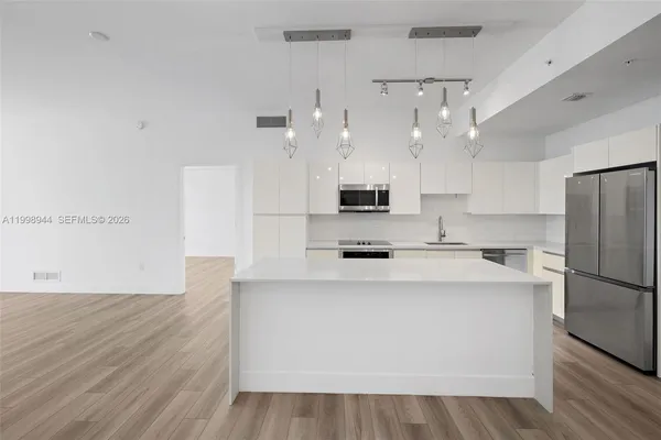 $4,350 | 101 Diplomat Parkway, Unit 1409, Hallandale Beach, FL 33009