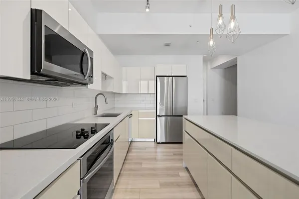 $4,350 | 101 Diplomat Parkway, Unit 1409, Hallandale Beach, FL 33009