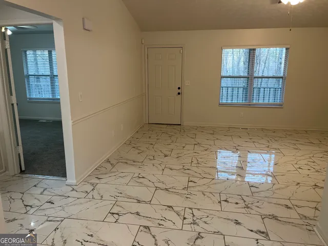 $1,750 | 507 Lakeshore Drive, Stockbridge, GA 30281