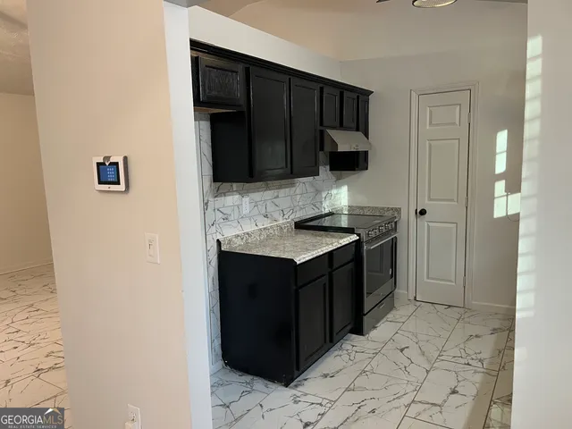 $1,750 | 507 Lakeshore Drive, Stockbridge, GA 30281