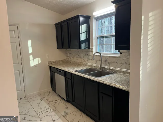 $1,750 | 507 Lakeshore Drive, Stockbridge, GA 30281