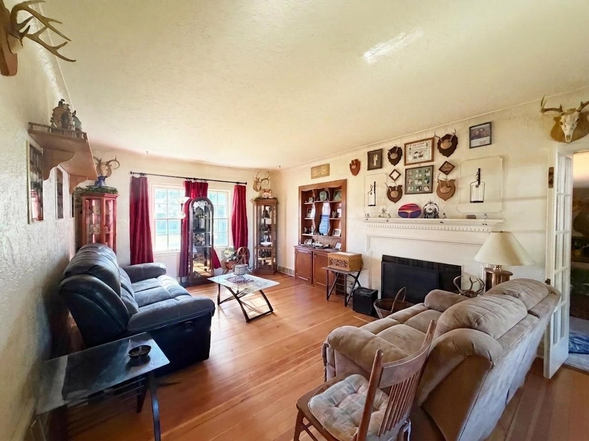 136 South 1st Street Barron, WI 54812 - Photo 6 of 19